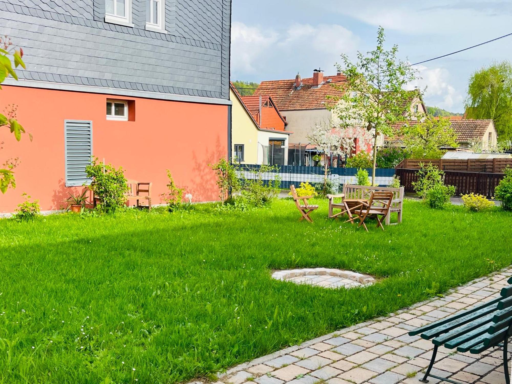 Altes Pfarrhaus Neustaedt Ξενοδοχείο Neustadt  Εξωτερικό φωτογραφία